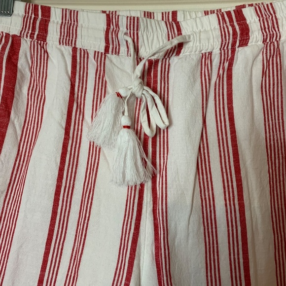 Women’s Charter Club Red and White Striped Pants, Size L - Picture 3 of 8